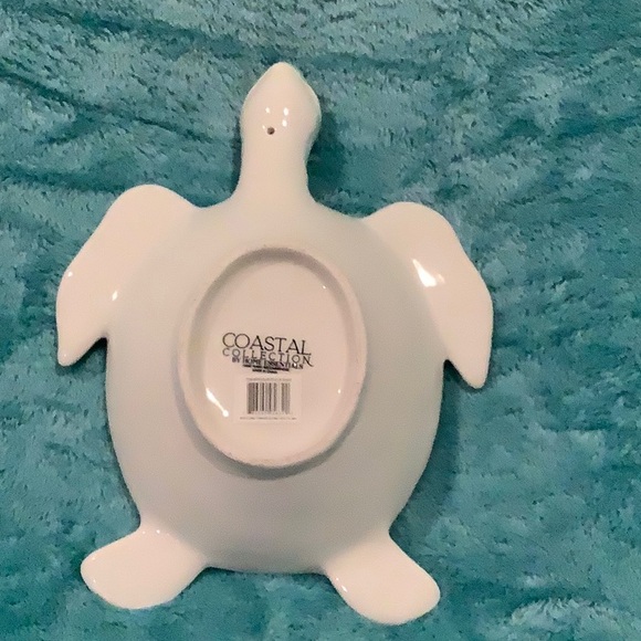 Ceramic SeaTurtle Serve Bowl or Jewelry Dish NWT Coastal Collection 10”X7.5X2.5 - Picture 8 of 14